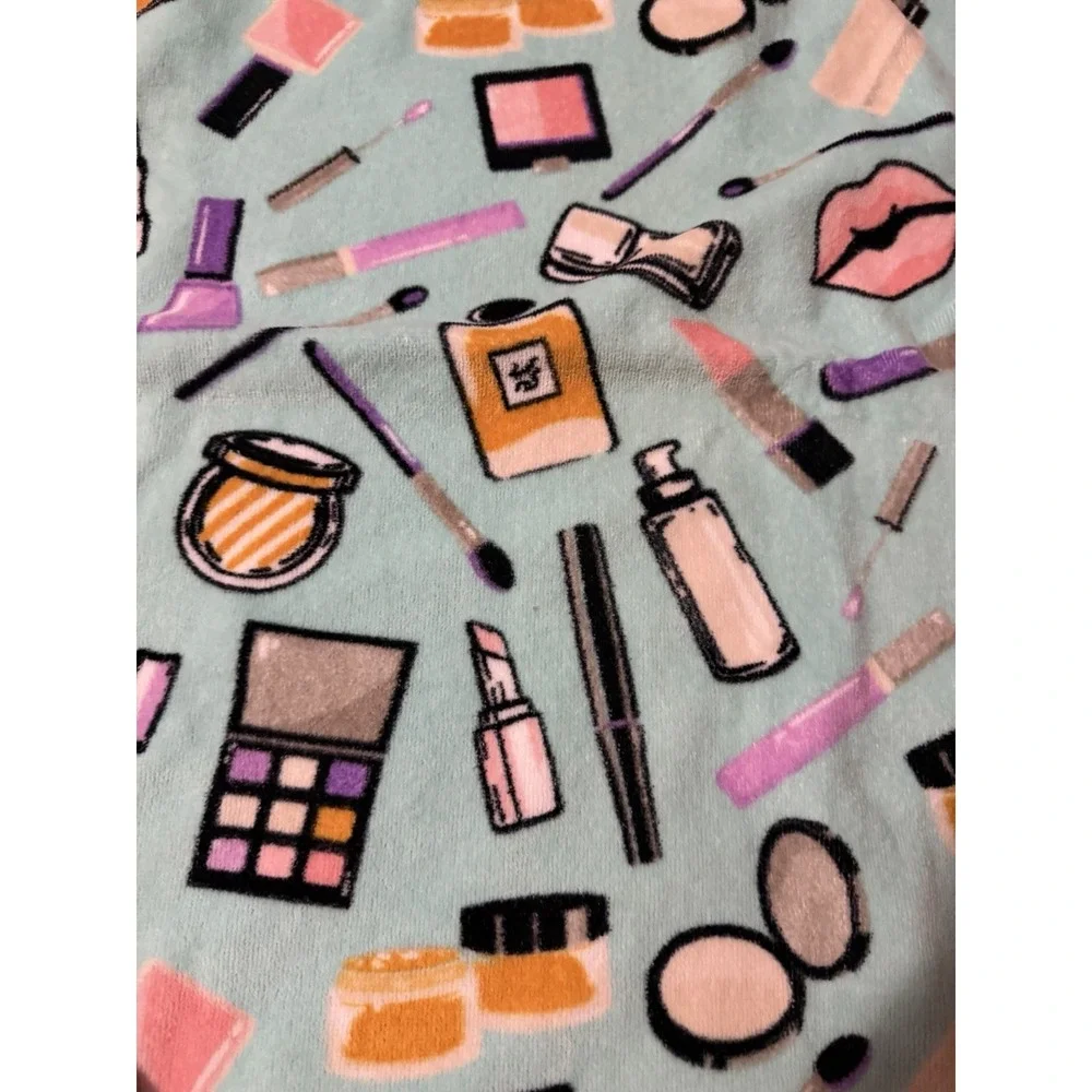 Serendipity Bath, Hand, Wash Cloth Towels Lipstick, Eye Shadow Polish Turquoise